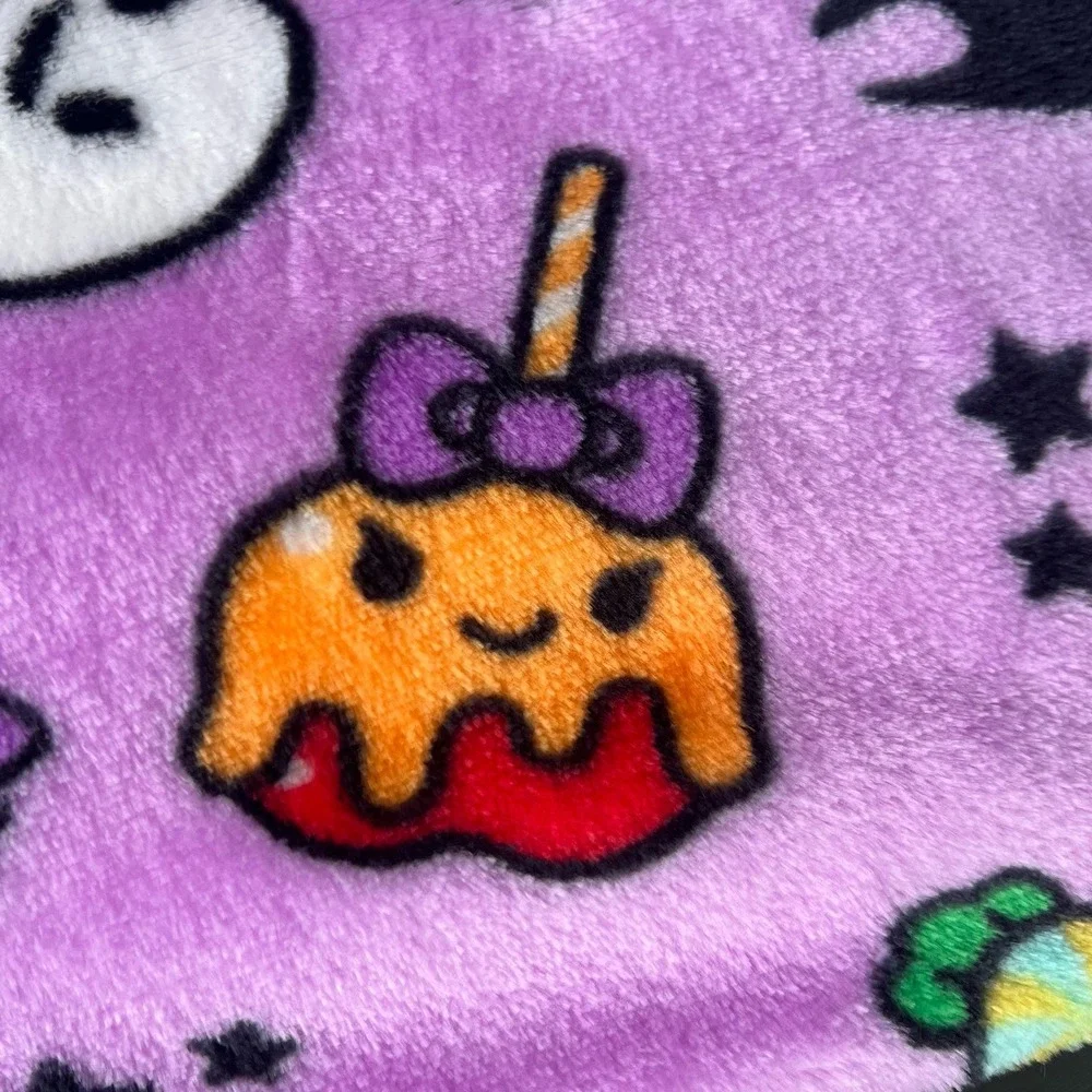 Hello Kitty Halloween Silk Touch Purple Throw Blanket Witchy Kitty 50 x 70 🎃